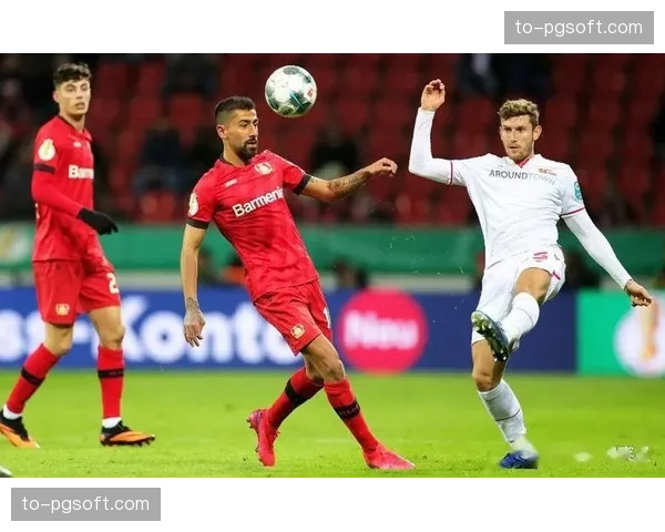 勒沃库森三中卫体系因伤病瓦解 临时拼凑防线难以应对枪手边中结合